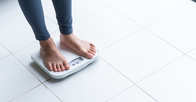 How Tirzepatide Supports Weight Loss in Adults